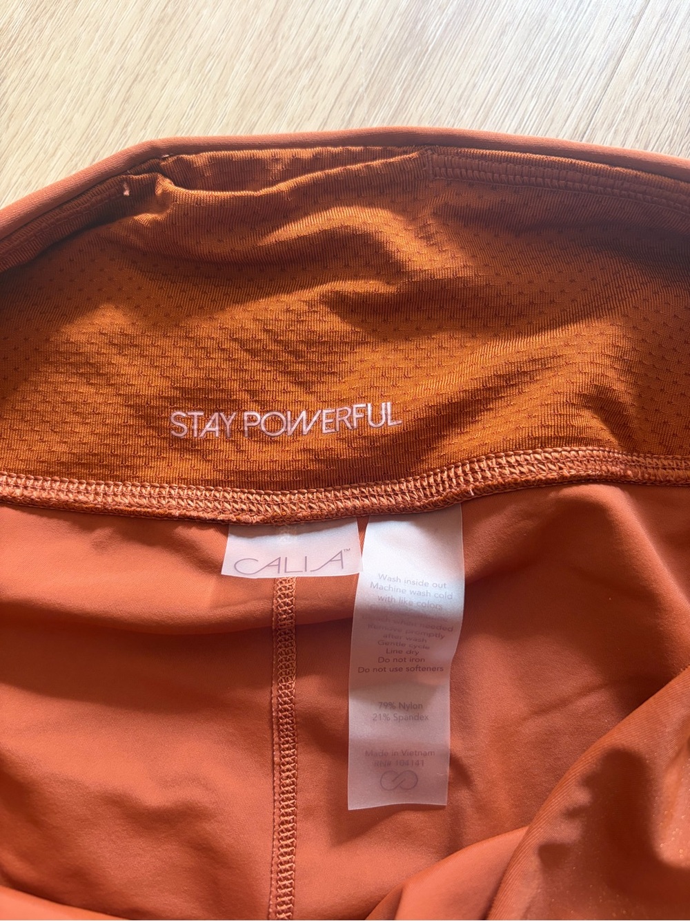 CALIA by Carrie Underwood Metallic Rust Orange 7/8 Leggings - Picture 5 of 8